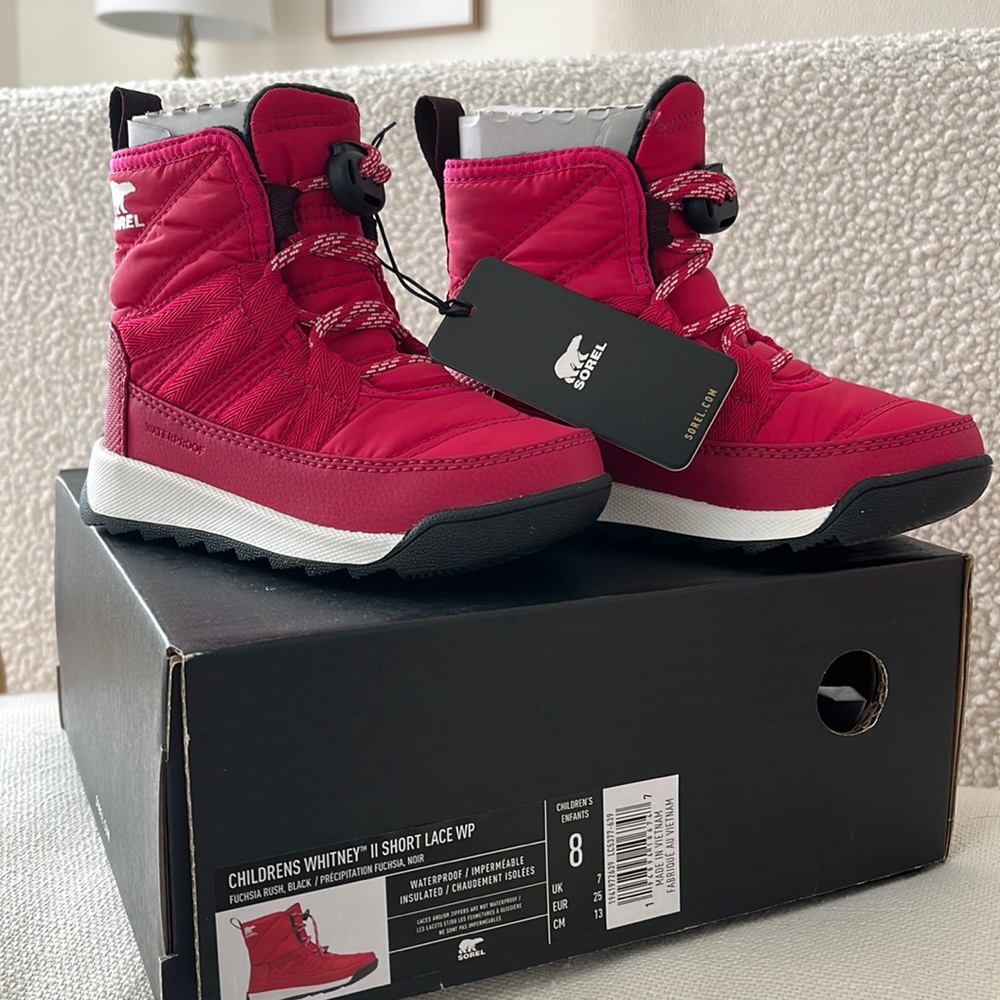🌺NWT🌺 Sorel Whitney II short lace up Boot